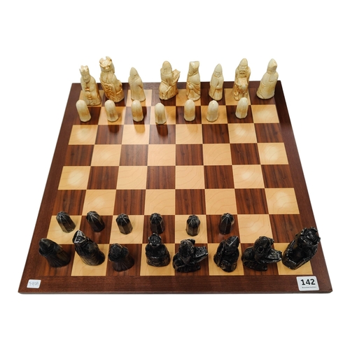 142 - CHESS BOARD & PART CHESS SET