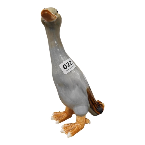 22 - CERAMIC GOOSE - 25CM HIGH