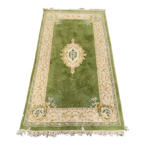 278 - LARGE WOOLEN RUG