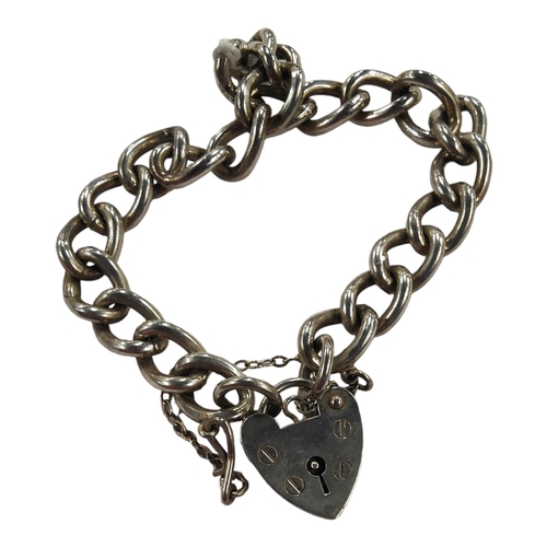 343 - SILVER CURB LINK BRACELET WITH HEART PADLOCK CATCH