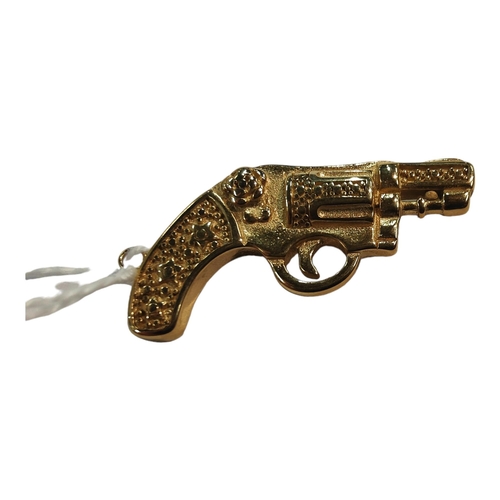 346 - YELLOW METAL REVOLVER CHARM