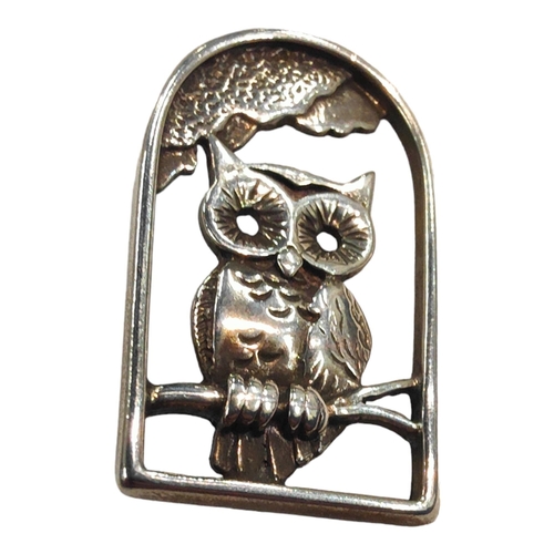 348 - SCOTTISH SILVER OWL BROOCH BY DESIGNER OLA GORIE