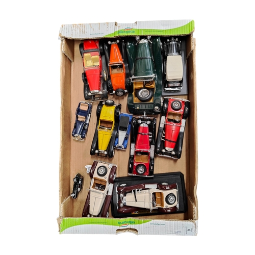 9 - BOX LOT OF MODEL CLASSIC CARS