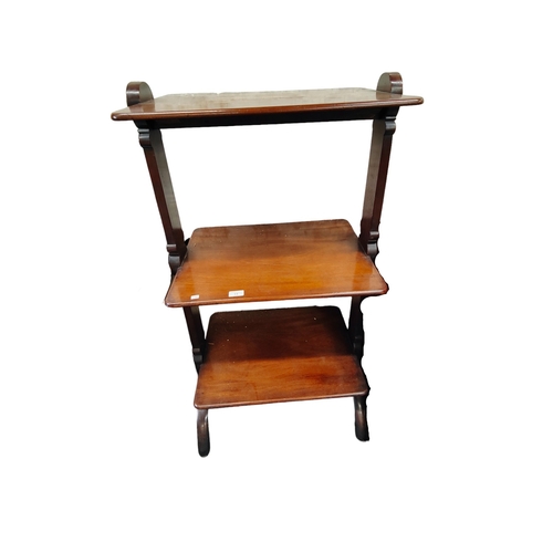 15 - VICTORIAN MAHOGANY 3 TIER DUMB WAITER