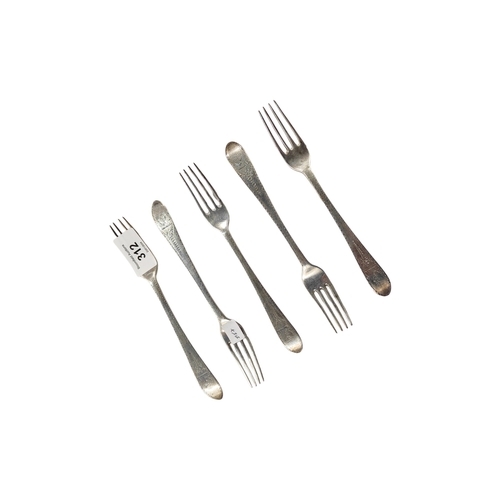 312 - 5 X IRISH SILVER SALD FORKS 7