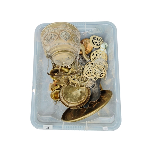 44 - LARGE BOX BRASSWARE