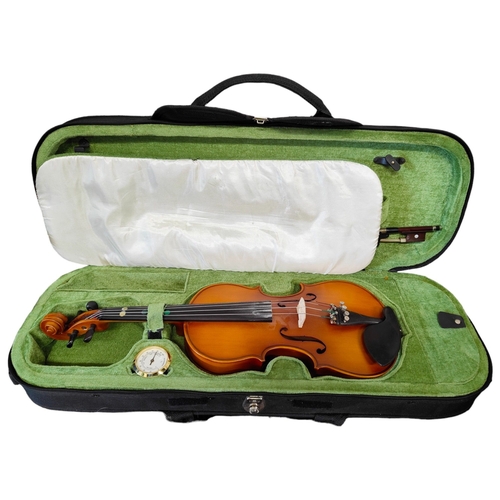 13 - UNIVERSAL 1/2 SIZE VIOLIN & BOW