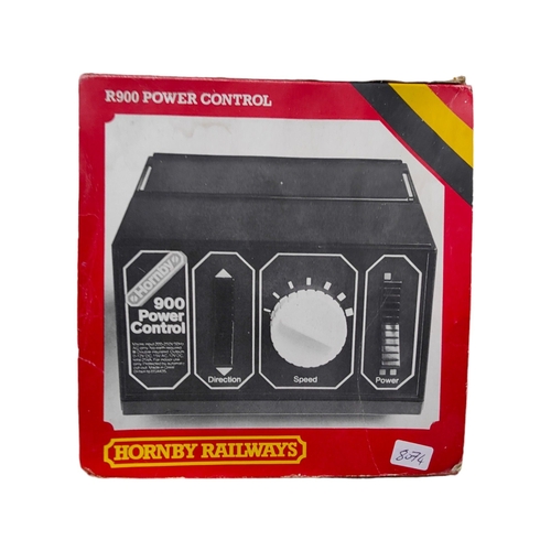 29 - HORNBY RAILWAYS R900 POWER CONTROLLER, BOXED