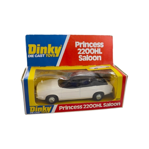 413 - BOXED DINKY MODEL 123, AUSTIN PRINCESS 2200 HL SALOON, WHITE WITH BLACK ROOF