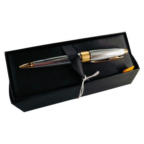 458 - CROSS BOXED PEN