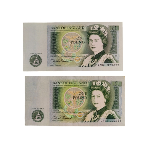 510 - 2 X BANK OF ENGLAND £1 BANKNOTES