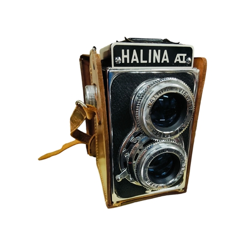 25 - HALINA CAMERA