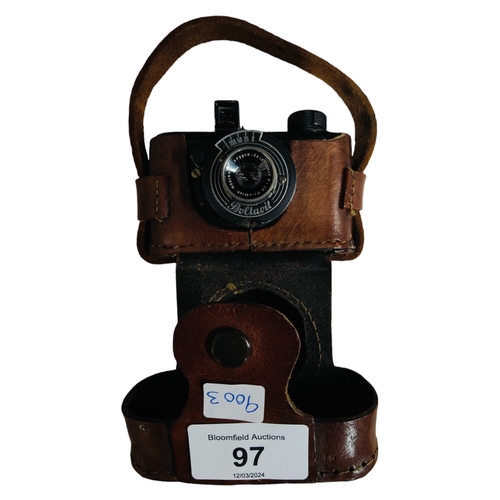 97 - ANTIQUE BOLTAVIT PHOTAVIT CAMERA