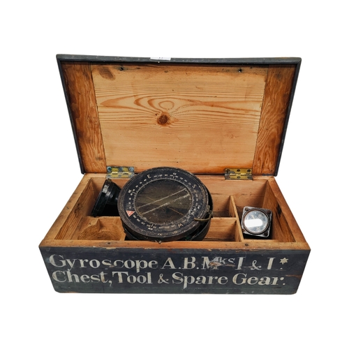 17 - WORLD WAR 2 ROYAL AIR FORCE ITEMS