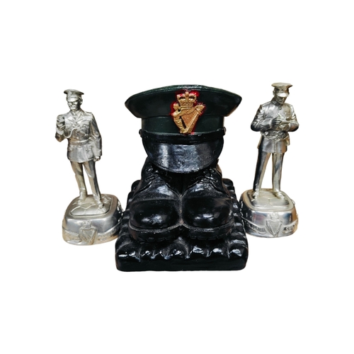 76 - 2 ROYAL ULSTER CONSTABULARY FIGURES AND ROYAL ULSTER CONSTABULARY ORNAMENT