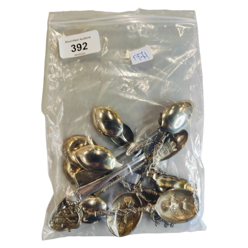 392 - BAG OF COLLECTORS SPOONS