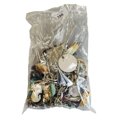 396 - BAG OF COSTUME JEWELLERY