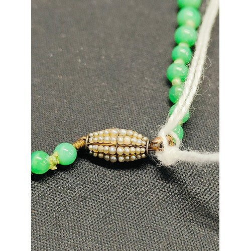 414 - HIGH QUALITY JADE NECKLACE WITH GOLD & SEED PEARL CATCH