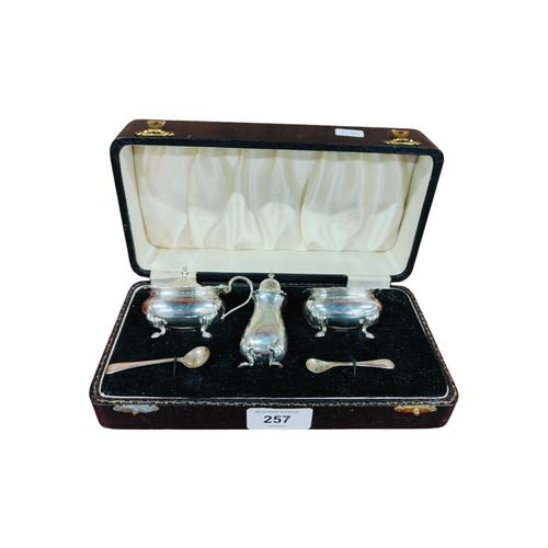 257 - CASED EPNS CRUET SET