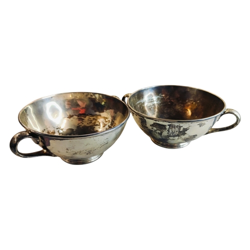 320 - 2 X SILVER DOUBLE HANDED BOWLS HALLMARKED FOR LONDON 579.54G