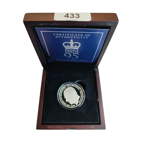 433 - PRINCE PHILLIP SILVER £5 PROOF COIN IN BOX WITH CERTIFICATE