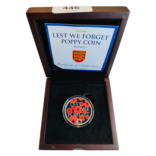 446 - THE 2016 LEST WE FORGET POPPY COIN SILVER £5 IN BOX WITH CERTIFICATE