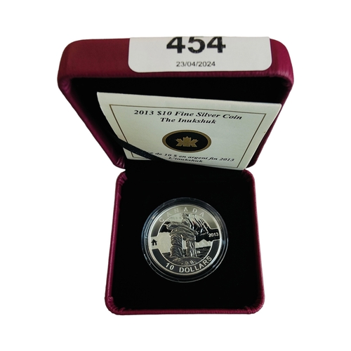 454 - 2013 $10 FINE SILVER COIN THE INUKSHUK IN BOX WITH CERTIFICATE