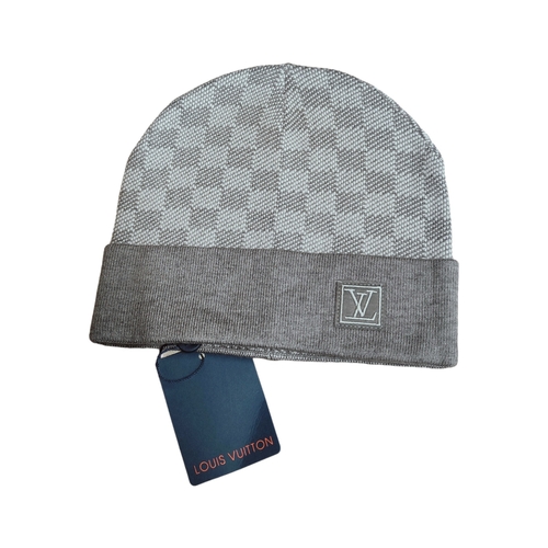 102 - LOUIS VUITTON BEANIE HAT