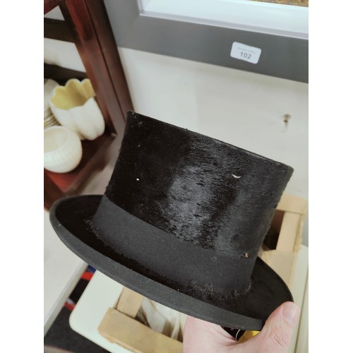 103 - TOP HAT