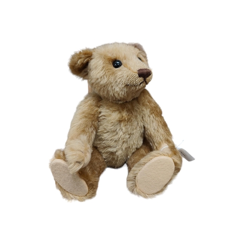 61 - VINTAGE JOINTED STEIFF BEAR