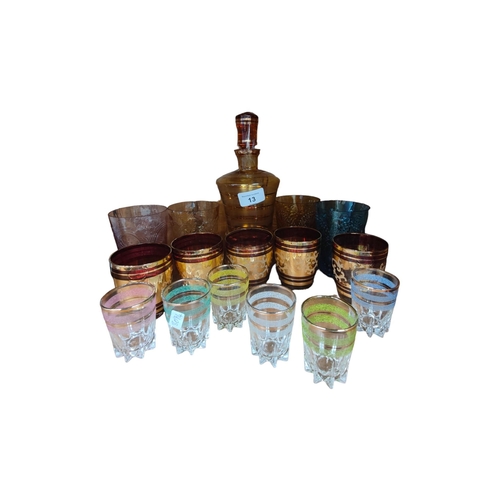 13 - VINTAGE DRINKS SET