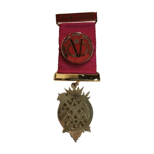 329 - GILT SILVER MASONIC JEWEL