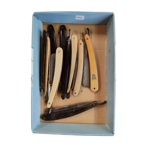 362 - COLLECTION OF ANTIQUE CUT THROAT RAZORS