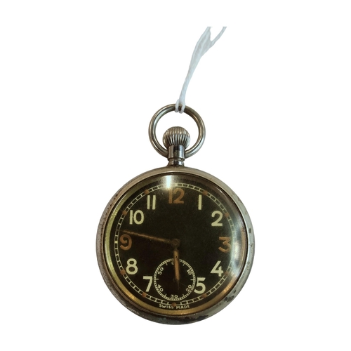 386 - WW2 MILITARY POCKET WATCH IN GOOD WORKING ORDER