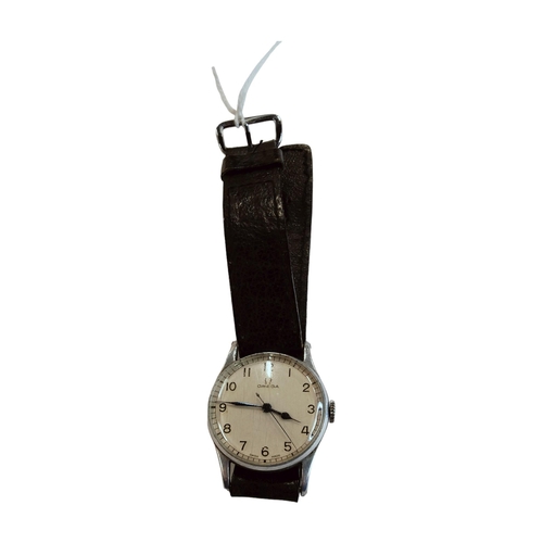 389 - VINTAGE MILITARY OMEGA WRISTWATCH