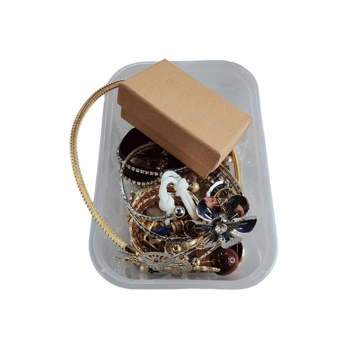 382 - PLASTIC BOX OF GOOD QUALITY COSTUME JEWELLERY