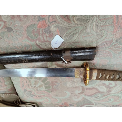 137 - WORLD WAR 2 JAPANESE KATANA UNSIGNED