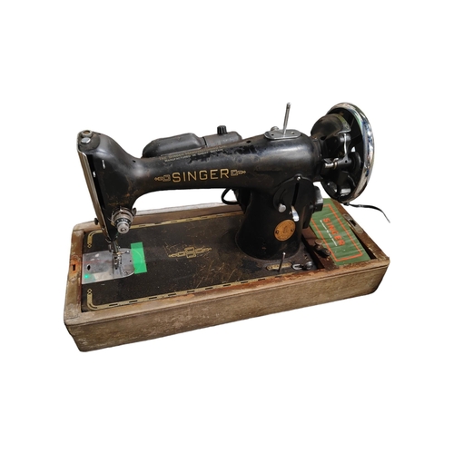 139 - OLD SINGER SEWING MACHINE