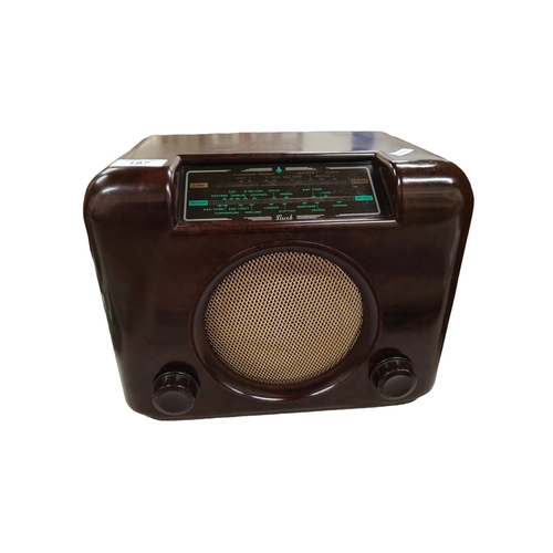 187 - ORIGINAL BAKELITE BUSH RADIO FOR DISPLAY OR RESTORATION