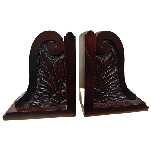 30 - PAIR OF CARVED WOOD BOOK ENDS