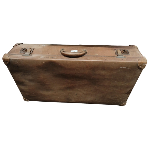 320 - VINTAGE SUITCASE