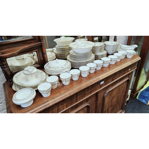 4 - LARGE AYNSLEY DINNER SERVICE