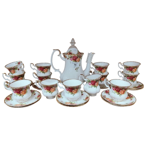 70 - ROYAL ALBERT OLD COUNTRY ROSES COFFEE SET