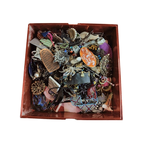 303 - LARGE BOX OF JEWELLERY TO INCLUDE SILVER