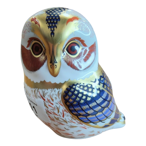 311 - ROYAL CROWN DERBY - TAWNY OWL WITH GOLD STOPPER