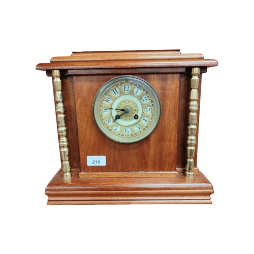 210 - VINTAGE MANTLE CLOCK