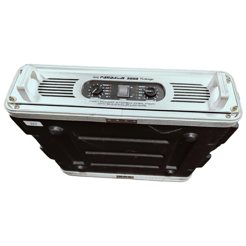 267 - RACKMOUNT CASED AMP