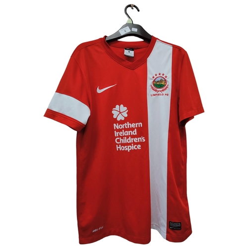 6 - VINTAGE LINFIELD TOP