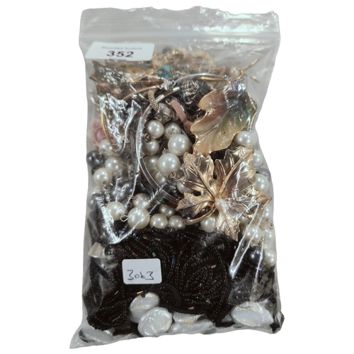 352 - BAG OF COSTUME JEWELLERY