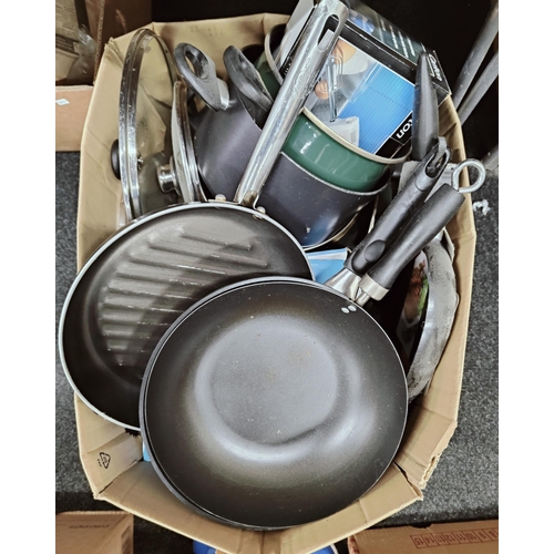 34 - LARGE BOX OF KITCHENALIA